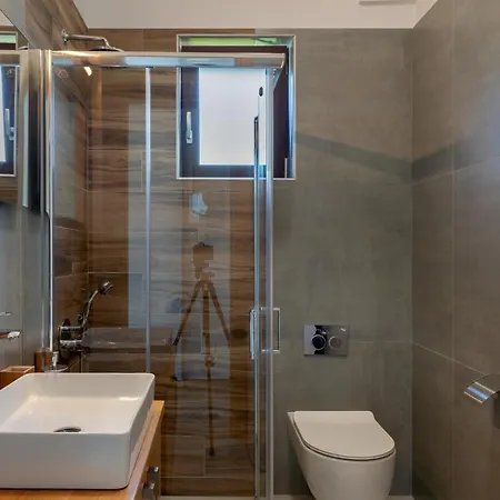 Amaryllis Apartament *
