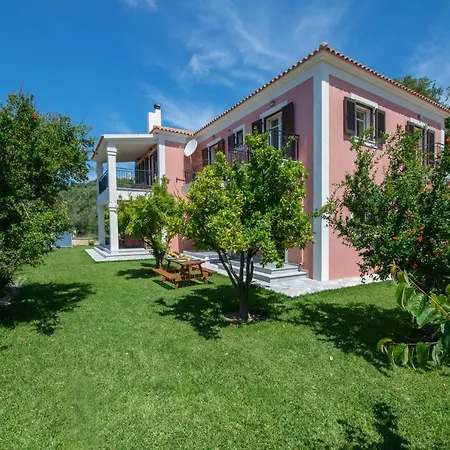 Amaryllis Apartament Svoronata