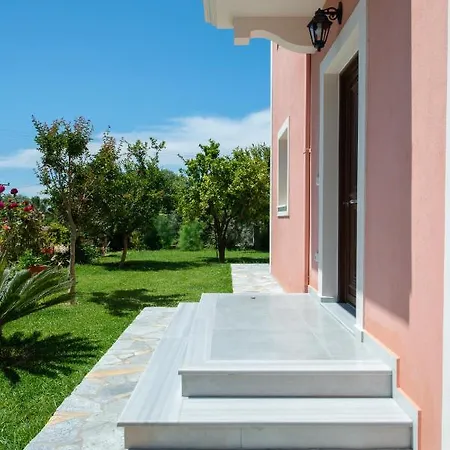 Amaryllis Apartamento Svoronata